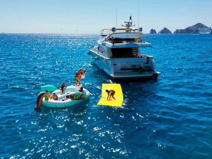 Yacht mieten in Cabo San Lucas zum besten Preis