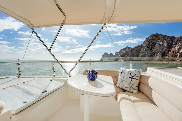 Ein Ferretti Ferretti 800 mieten in Cabo San Lucas