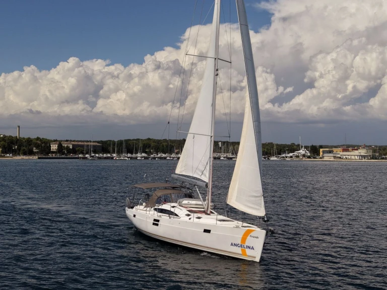 Segelboot mit oder ohne Skipper Elan mieten in Pula