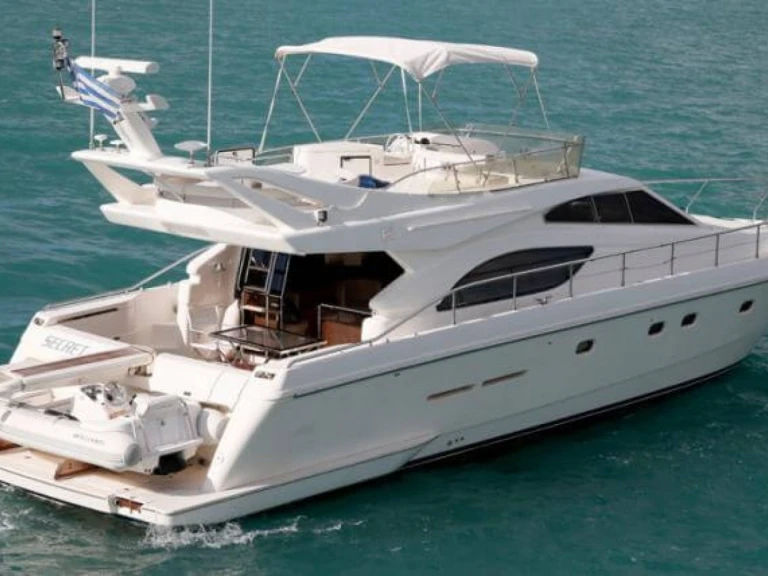 Boot mieten Marseille günstig Ferretti 53