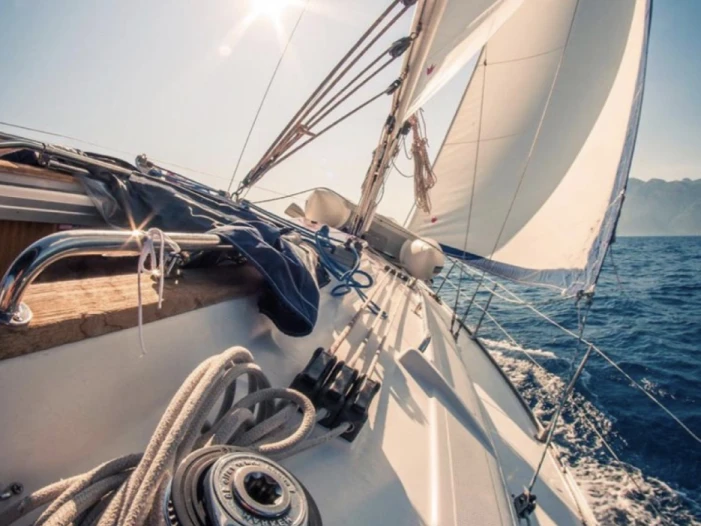 Ein Jeanneau sunrise 35 mieten in Gijón