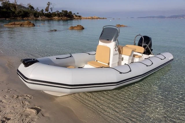 Boot mieten Isolella günstig BOMBARD 650 SUNRIDER NEO