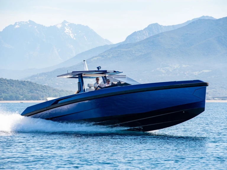 WALLY YACHTS WALLY TENDER mieten Porto-Vecchio