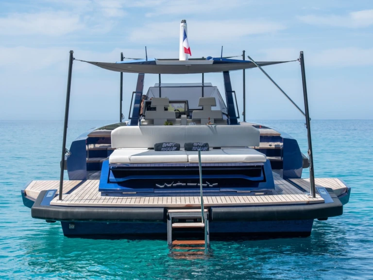 Vermietung Motorboot WALLY YACHTS mit Führerschein