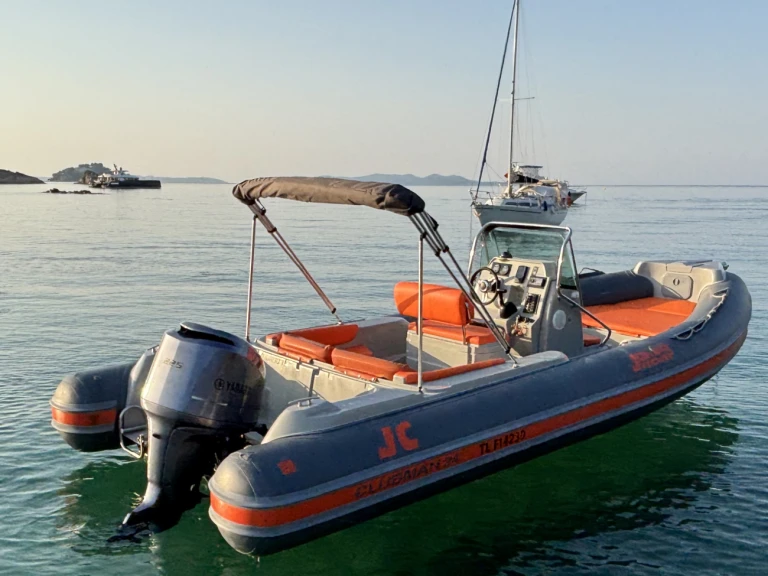 Motorboot mieten in Hyères - Ranieri Voyager 22