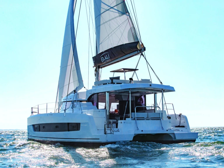 Boot mieten Saint-Mandrier-sur-Mer günstig Bali Catspace Voile