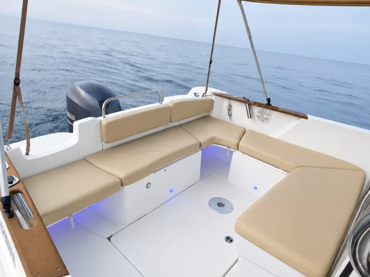 Vermietung Motorboot Bénéteau mit Führerschein