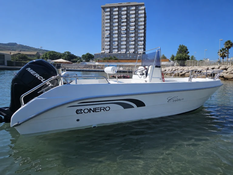 Motorboot mieten in Porto San Giorgio zum besten Preis