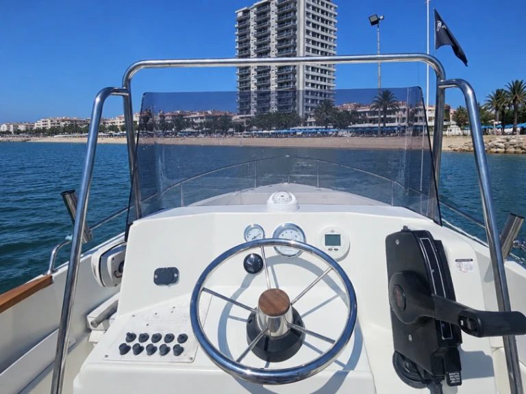 YachtCharter in Porto San Giorgio - Conero CONERO CIAO 540 auf SamBoat