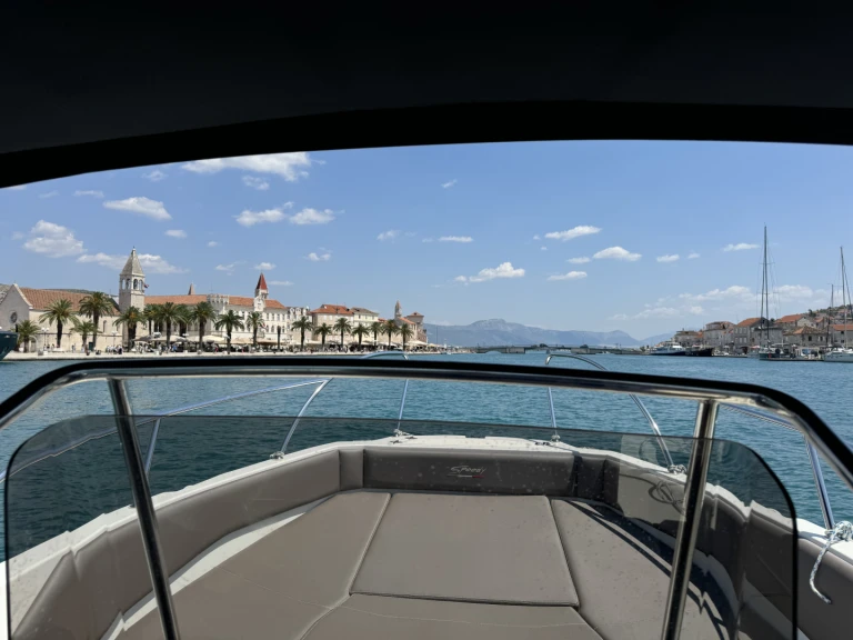 YachtCharter in Trogir - speedy Cayman 585 auf SamBoat