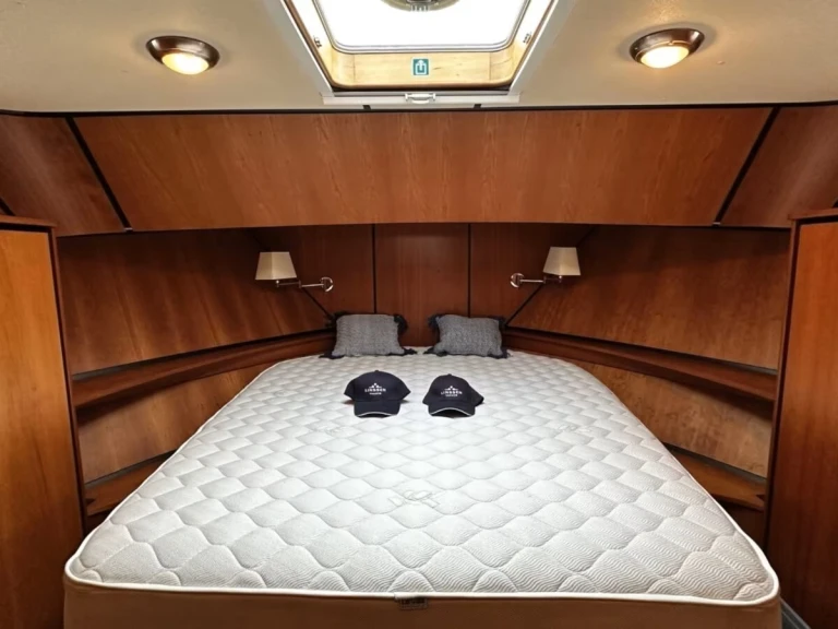 Hausboot mieten in Rheinsberg zum besten Preis
