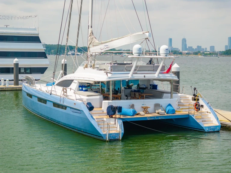 Vermietung Yacht Privilege mit Führerschein