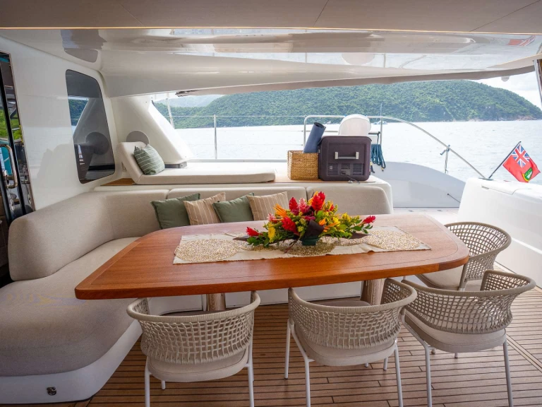 Vermietung Yacht Lagoon mit Führerschein
