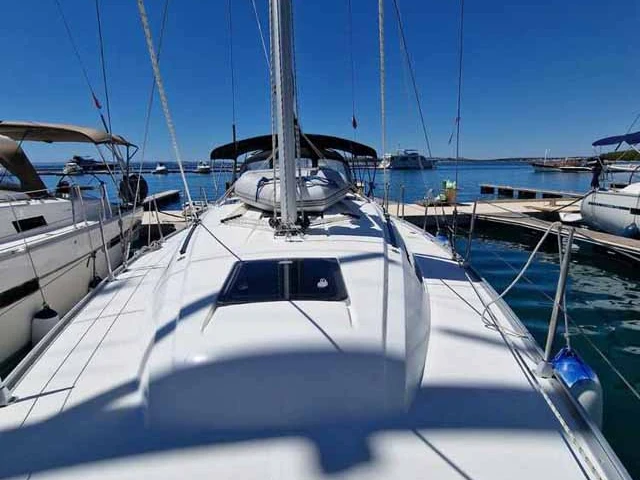 Bootsverleih Bavaria Cruiser 37 Pula Samboat