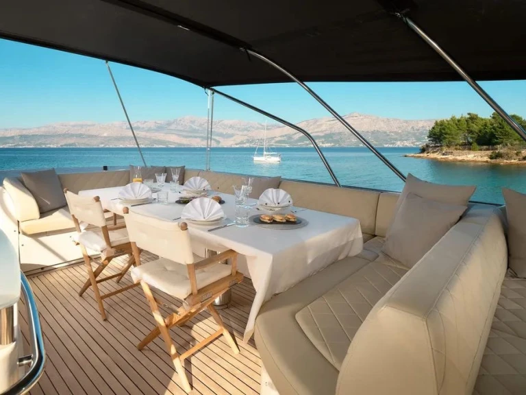Motorboot mieten in Podstrana - Princess Princess 72