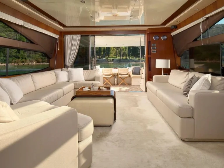 Bootsverleih Princess Princess 72 Podstrana Samboat