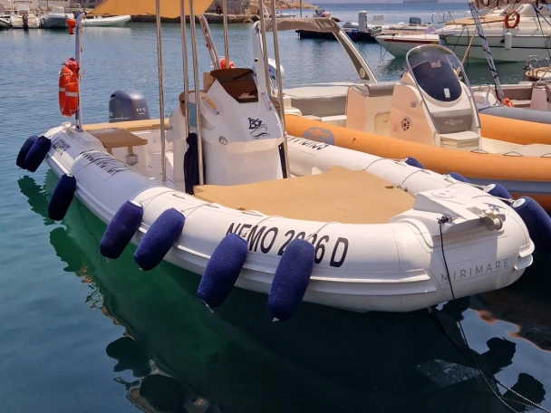Schlauchboot mieten in Palermo zum besten Preis