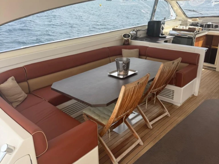 Leopard Leopard 23 Sport mieten Saint-Tropez