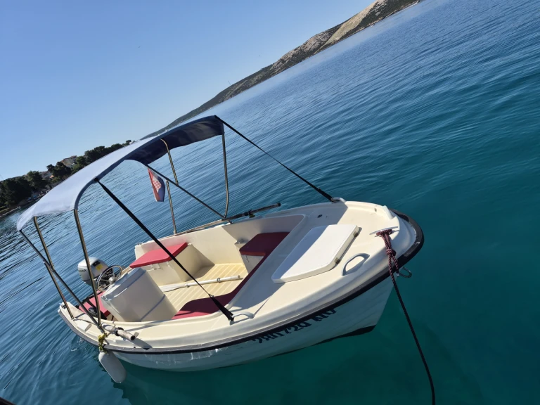 YachtCharter in Novalja - Adria 500 M Sport auf SamBoat