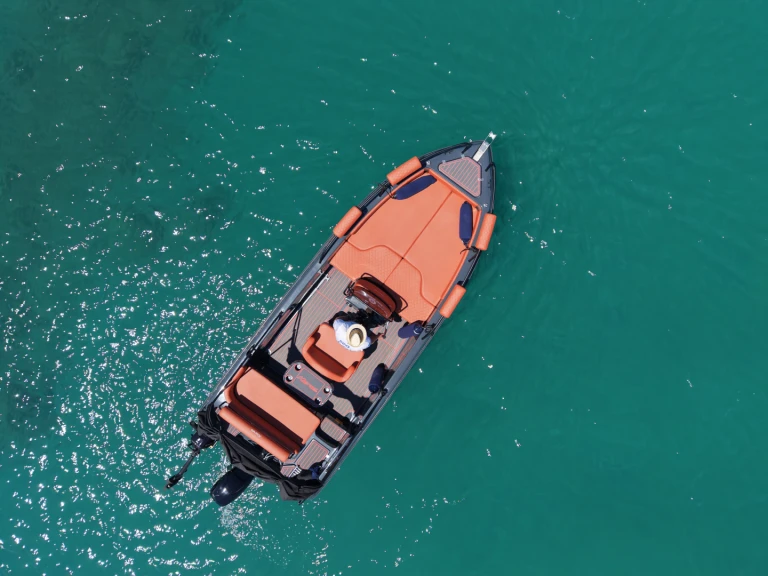 Vermietung Motorboot Karel mit Führerschein