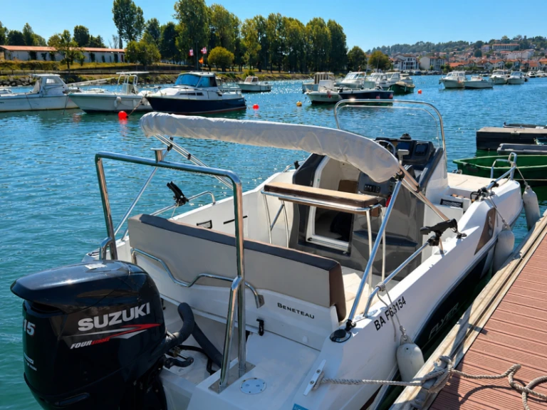 Bénéteau Flyer 5.5 SUNdeck mieten Saint-Jean-de-Luz