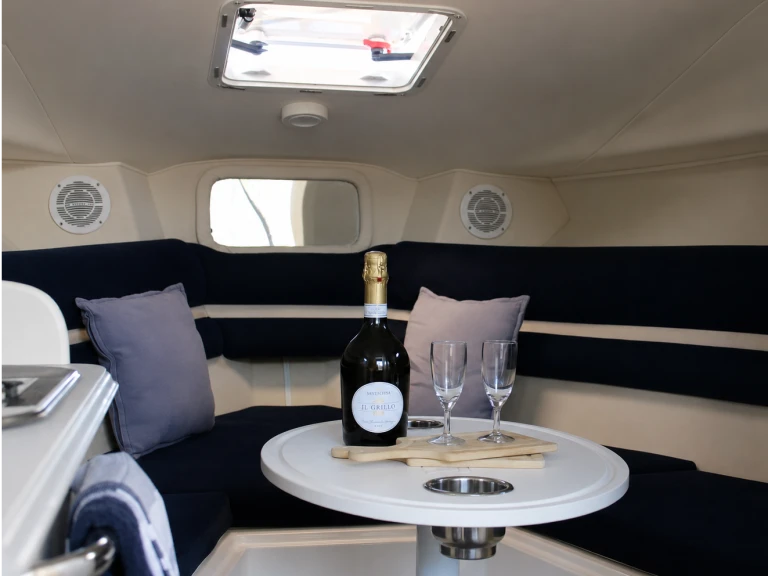 Motorboot mit oder ohne Skipper Saver mieten in Roosteren