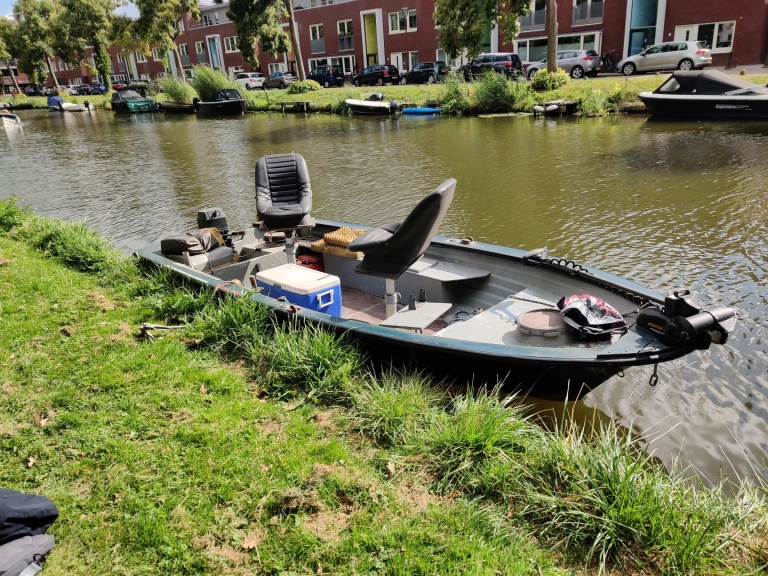 Ein Onbekend Onbekend mieten in Almere Stad