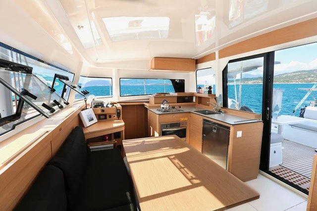 Katamaran mit oder ohne Skipper Excess mieten in Ajaccio