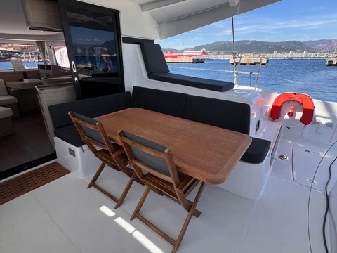 Bootsverleih Lagoon Lagoon 42 Ajaccio Samboat