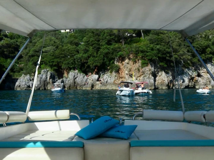 Motorboot mieten in Bocca di Magra zum besten Preis