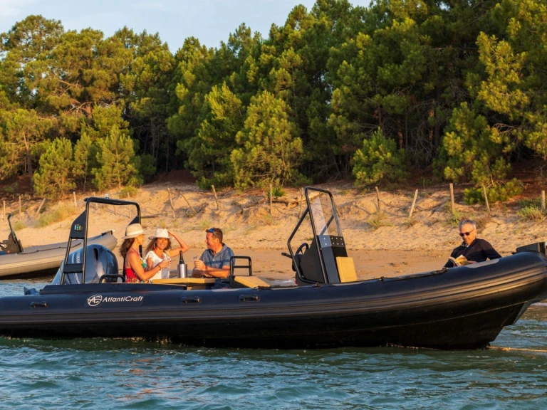 Schlauchboot mieten in Saint-Martin-de-Ré zum besten Preis