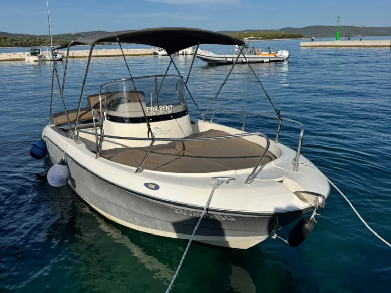 Motorboot mit oder ohne Skipper Fisher mieten in Tkon