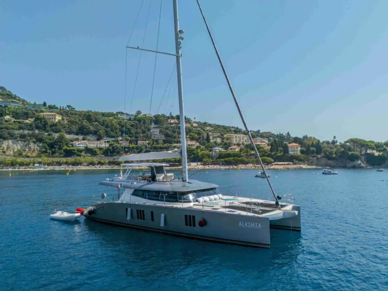 Ein Sunreef Sunreef 74 mieten in Milazzo