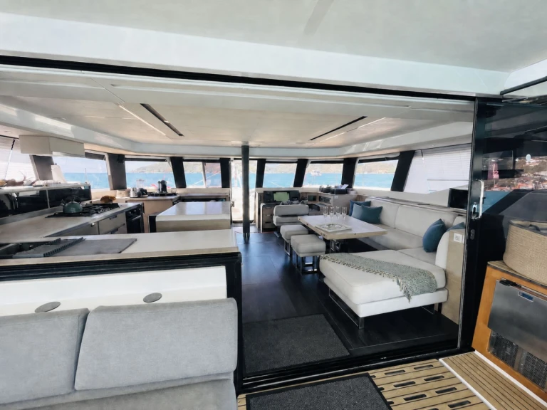 Vermietung Yacht Fountaine Pajot mit Führerschein