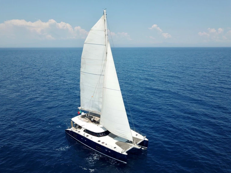 Ein Sunreef Free Spirit mieten in Korsika