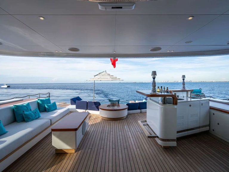 Bootsverleih Benetti KINGS LAIR Bahama Islands Samboat