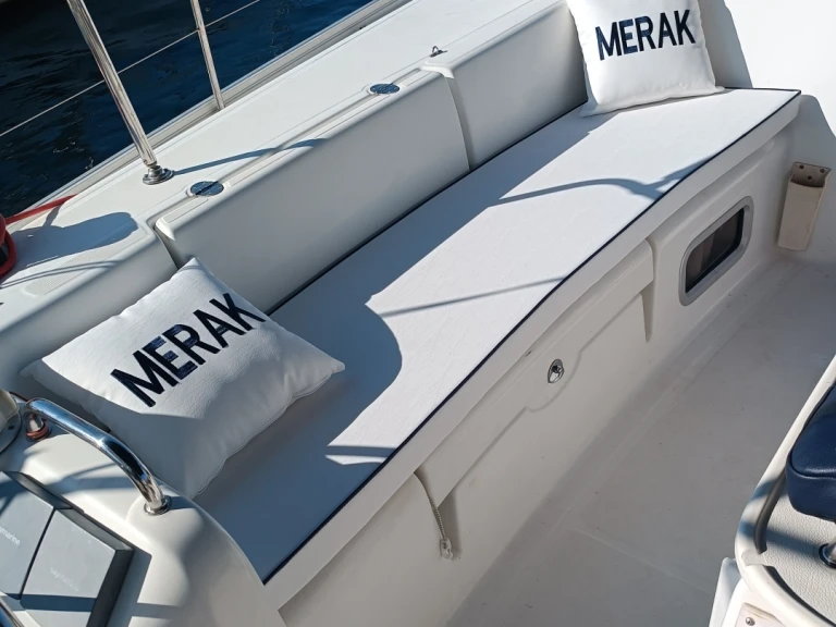 Segelboot mit oder ohne Skipper Bénéteau mieten in Castellammare di Stabia