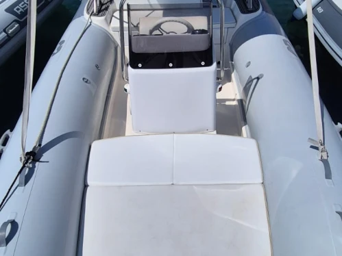 Ein op marine Op Marine 19 mieten in Sorrent