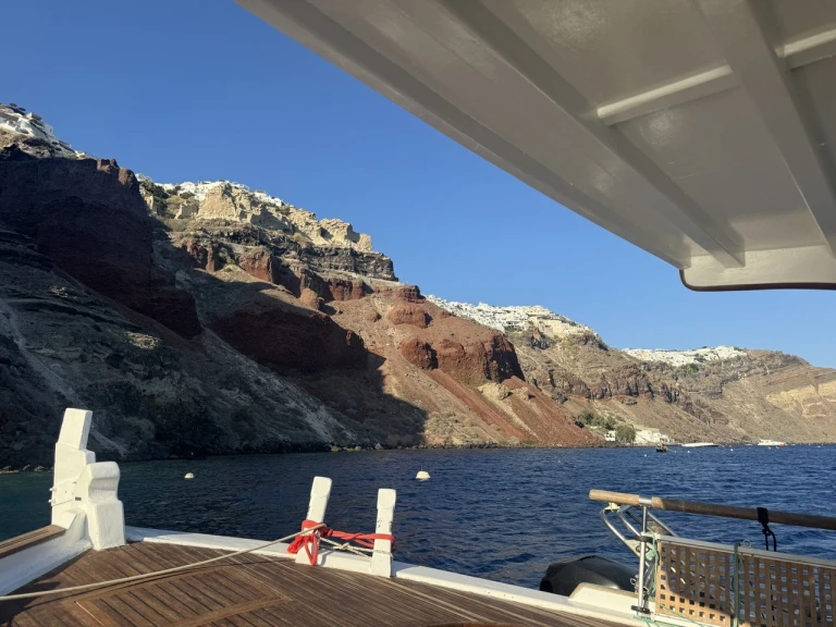 Segelboot mieten in Oía zum besten Preis
