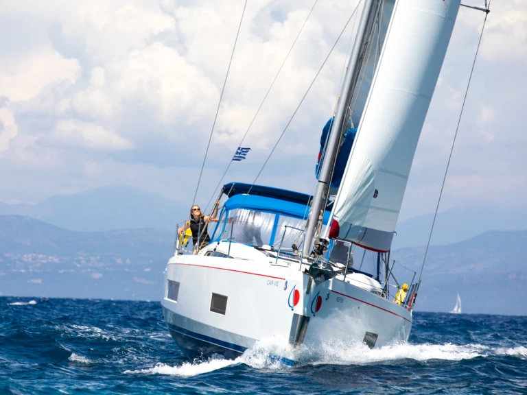 YachtCharter in Gouviá - Bénéteau Oceanis 46 auf SamBoat