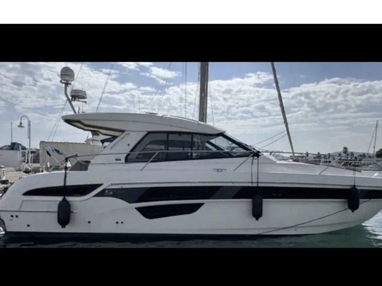 Boot mieten Fréjus günstig S45 ht