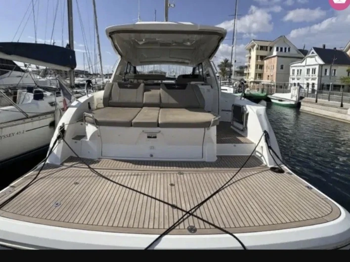 Boot mieten Fréjus günstig S45 ht