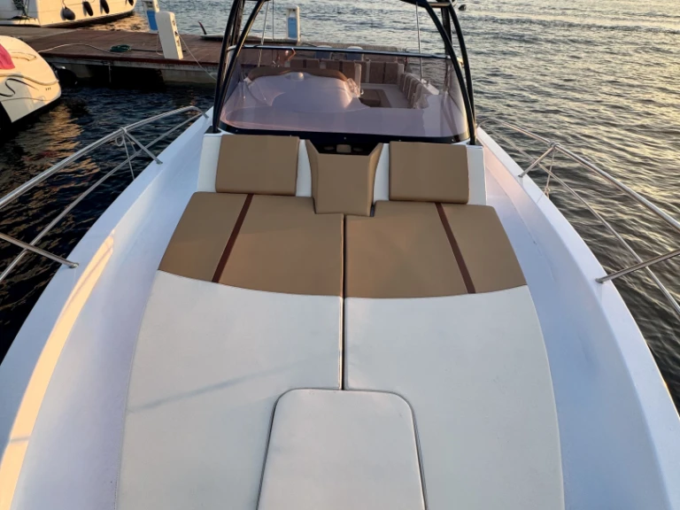 Bootsverleih Saver Saver 330 WA Siracusa Samboat