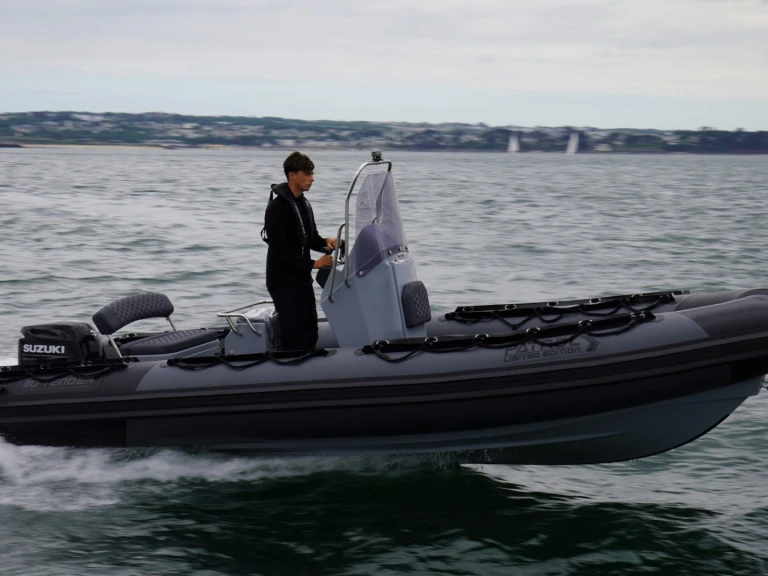 YachtCharter in Lorient - 3D Tender 3D Tender 600 Patrol auf SamBoat