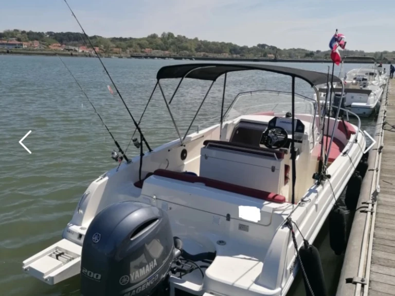 Ein Pacific Craft Pacific Craft 670 mieten in Anglet