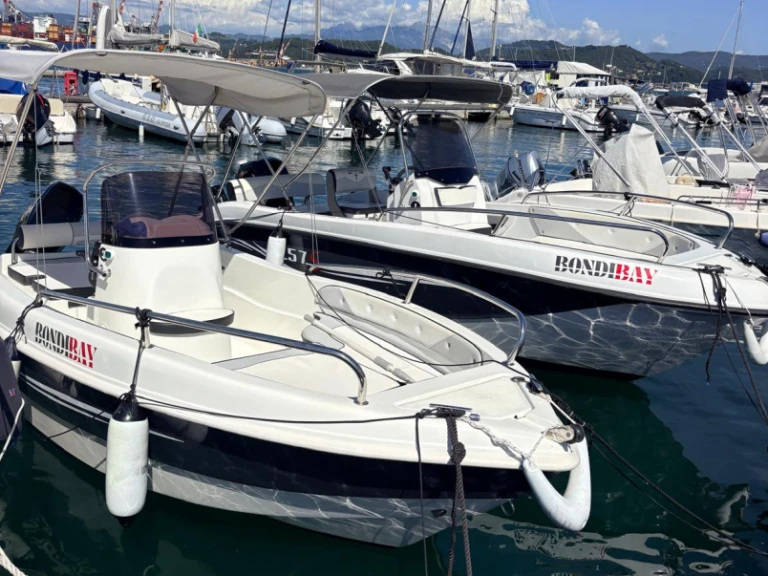 Motorboot mieten in La Spezia - Trimarchi Trimarchi 53 S Enica