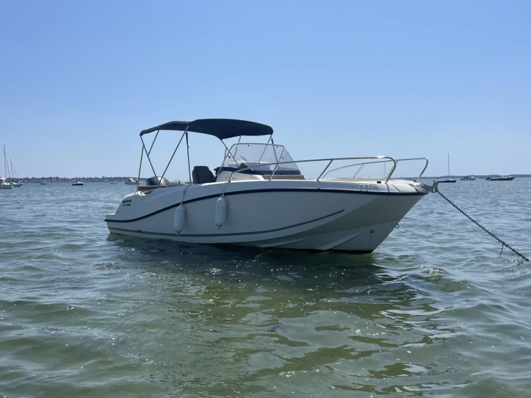 Vermietung Motorboot Quicksilver mit Führerschein
