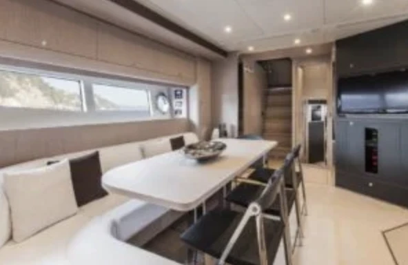 Motorboot mieten in Saint-Tropez - Régal Regal 27 Fasdeck