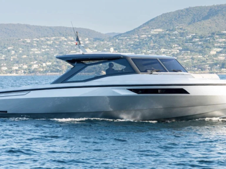 Yacht mieten in Saint-Tropez zum besten Preis