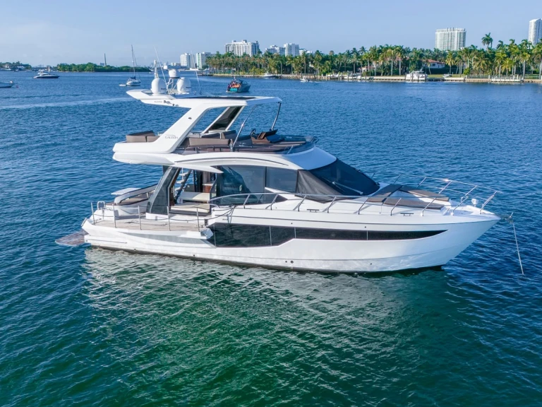 YachtCharter in Miami Beach - Régal Regal 27 Fasdeck auf SamBoat